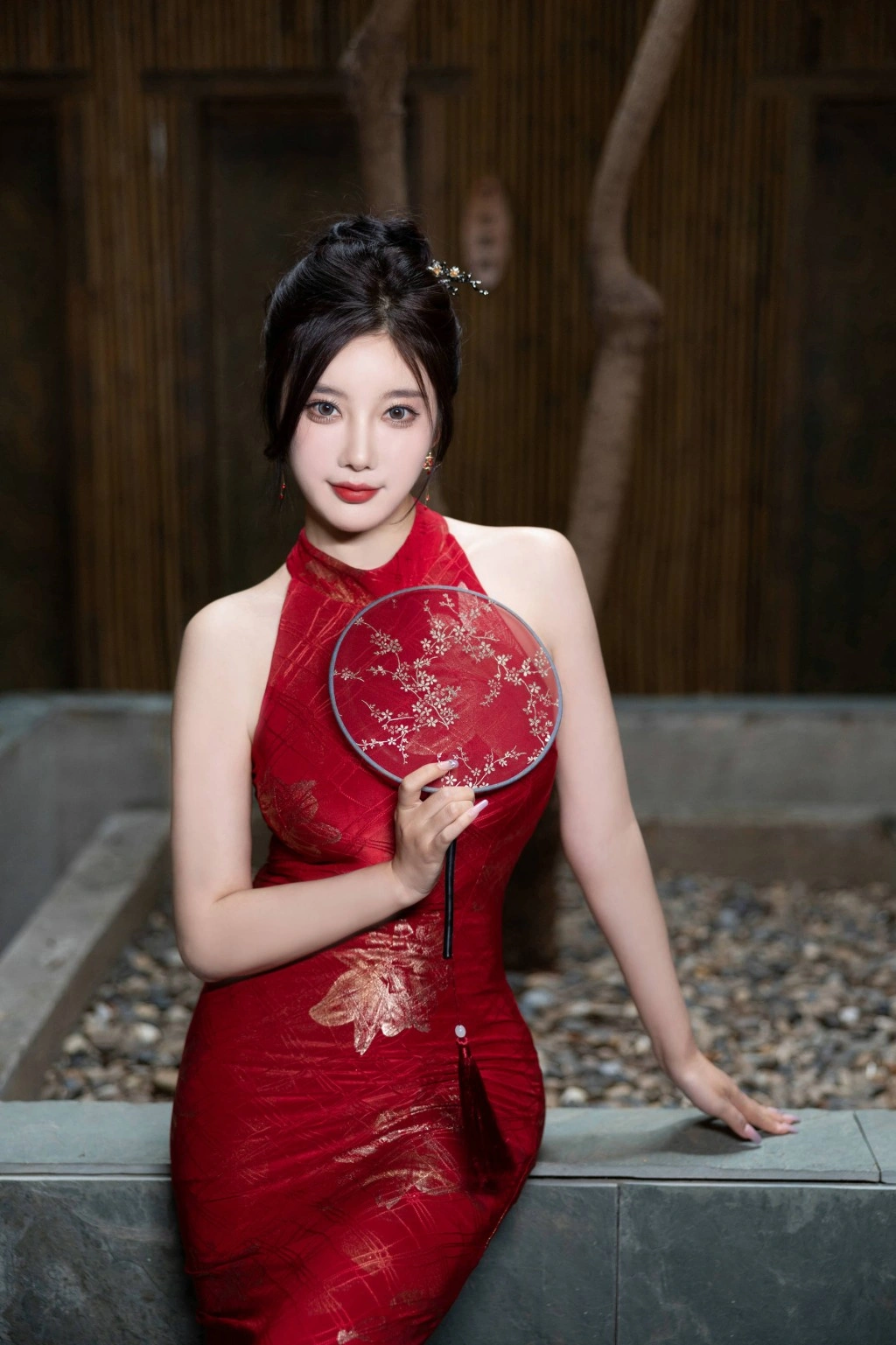 秀人网 杨晨晨 内购私拍写真 身着红色旗袍展现迷人风情插图 秀人网 杨晨晨 内购私拍写真 身着红色旗袍展现迷人风情