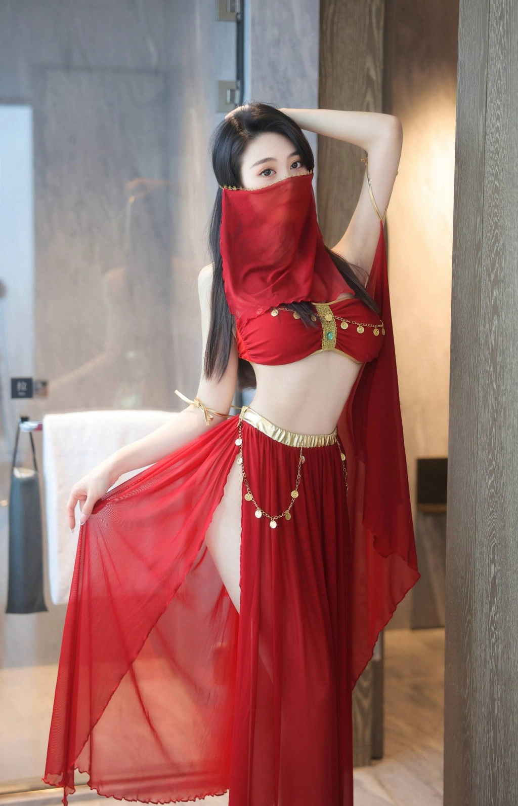 秀人网 清妙 内购私拍写真 身着红色舞裙展现迷人风采插图1 秀人网 清妙 魅惑私拍写真 身着红色舞裙展现迷人风采
