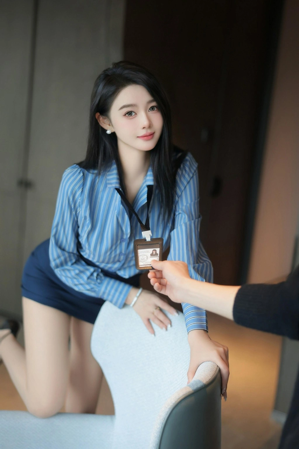 秀人网 candy糖糖 内购版写真 OL秘书办公室的小互动插图 秀人网 candy糖糖 内购版写真 OL秘书办公室的小互动
