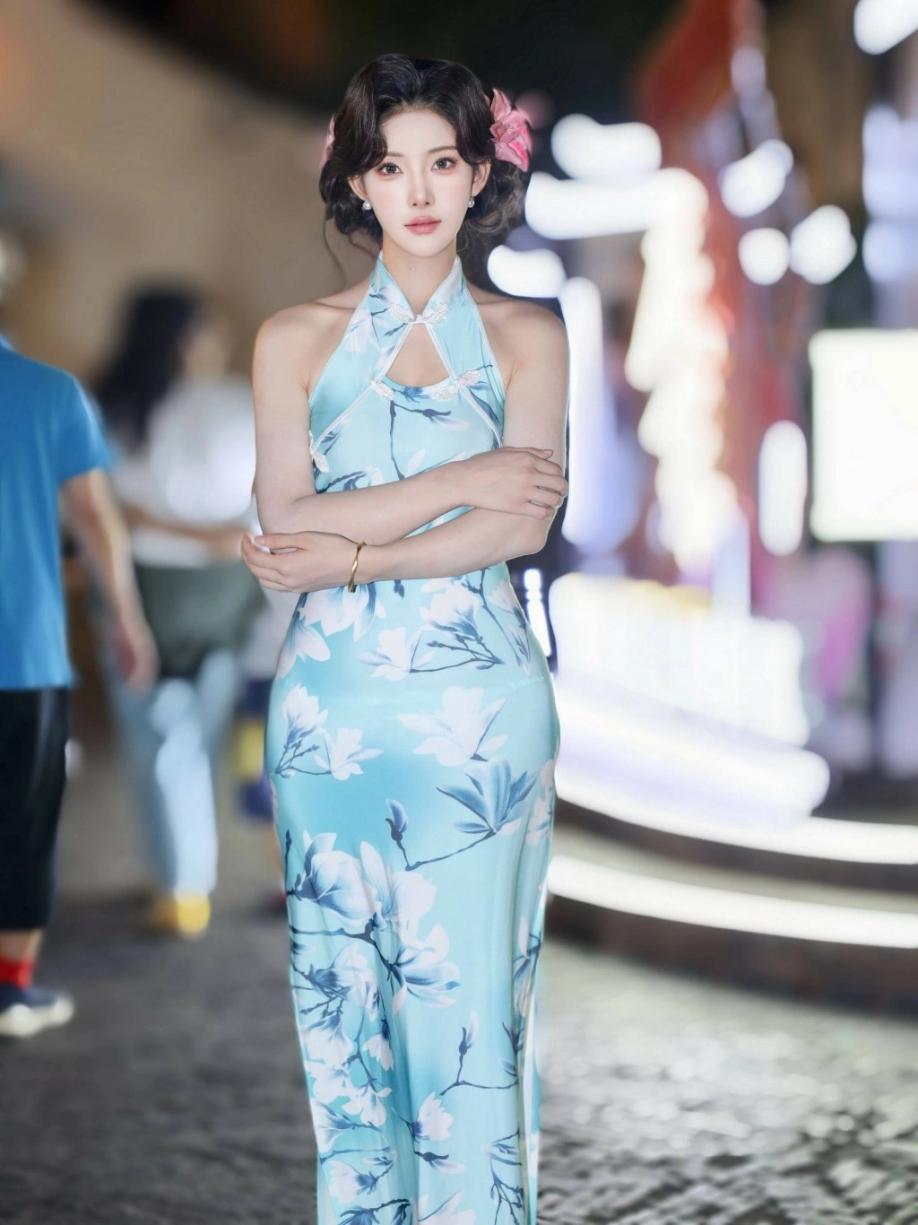 秀人网 梨霜儿 内购版 《青瓷风韵》写真在线欣赏插图 秀人网 梨霜儿 内购版 《青瓷风韵》写真在线欣赏