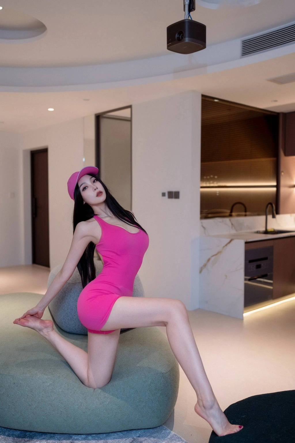 秀人网 清妙 迷人私房写真 玫红紧身瑜伽服插图 秀人网 清妙 迷人私房写真 玫红紧身瑜伽服