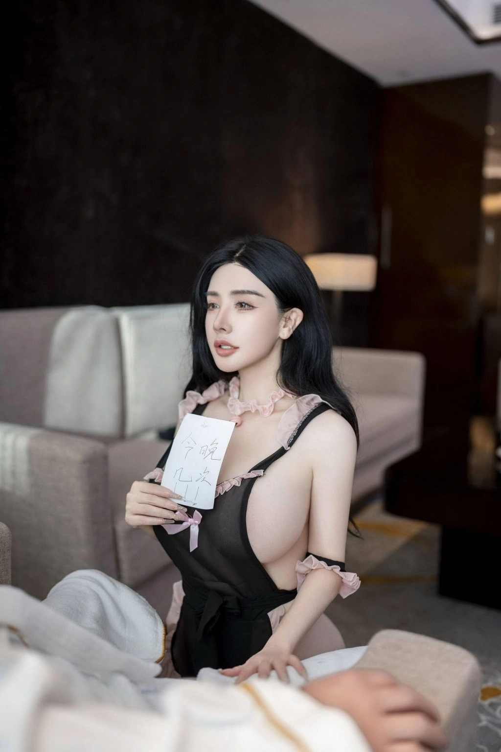 秀人网 潘思沁 性感女仆魅惑私拍摄影写真插图 秀人网 潘思沁 性感女仆魅惑私拍摄影写真