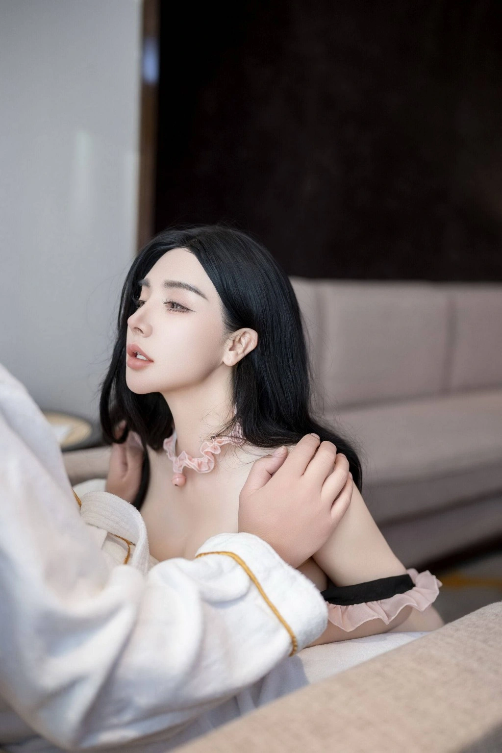 秀人网 潘思沁 性感女仆魅惑私拍摄影写真插图1 秀人网 潘思沁 魅惑私拍写真 性感女仆