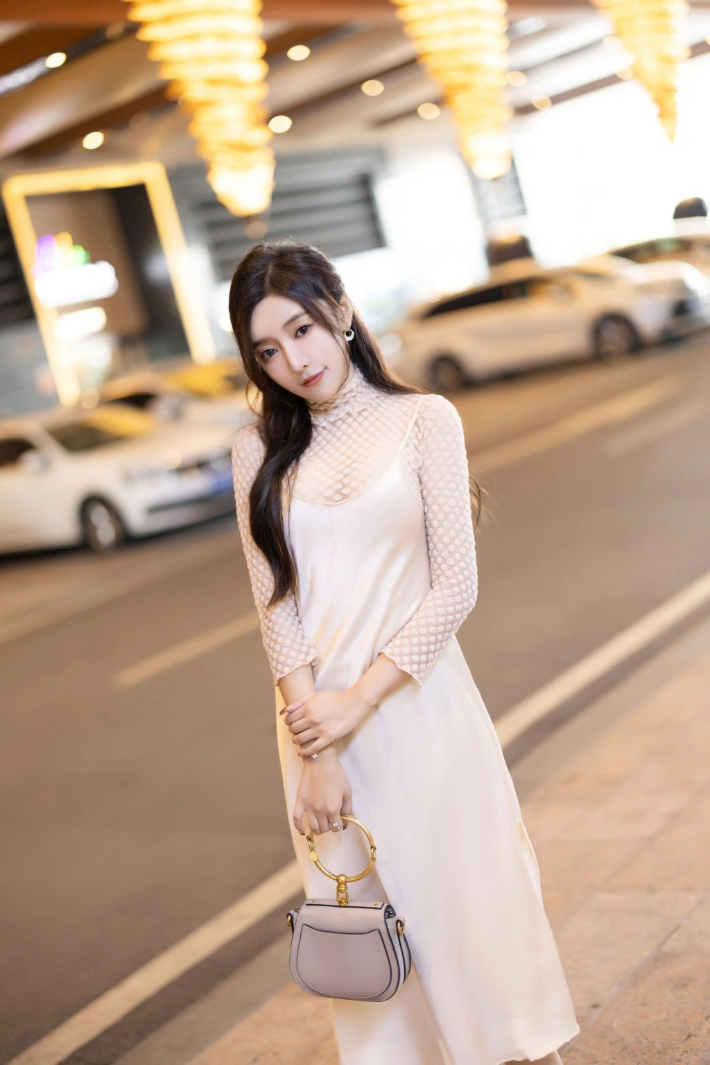 秀人网 王馨瑶 白丝诱惑私拍福利写真插图 秀人网 王馨瑶 白丝诱惑私拍福利写真