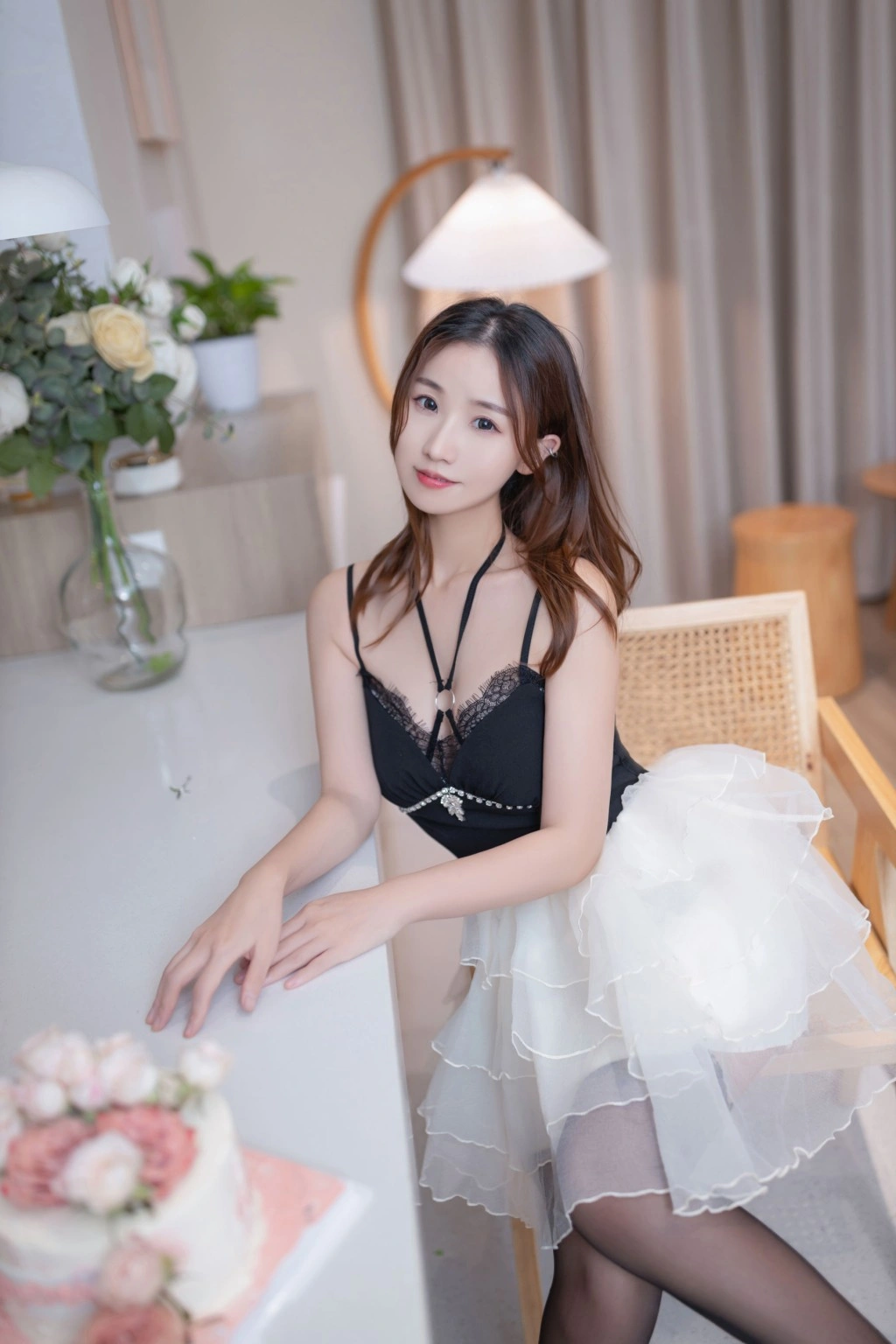 秀人网 杏子 生日快乐魅惑私拍写真