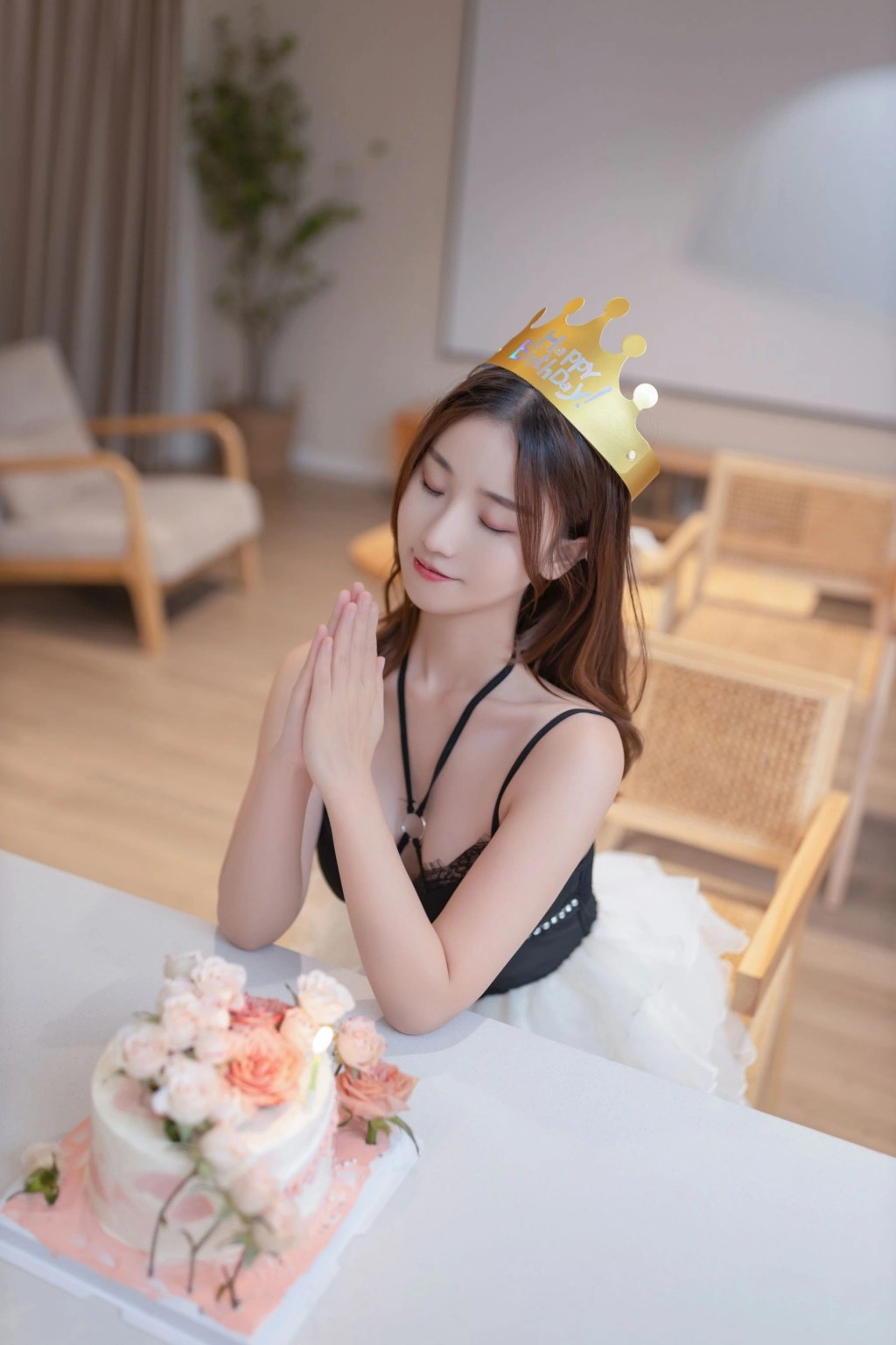 秀人网 杏子 生日快乐魅惑私拍写真插图 秀人网 杏子 生日快乐魅惑私拍写真