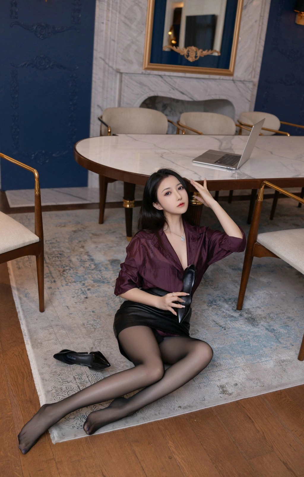 秀人网 鱼子酱Fish 性感私房写真 紫衣魅惑
