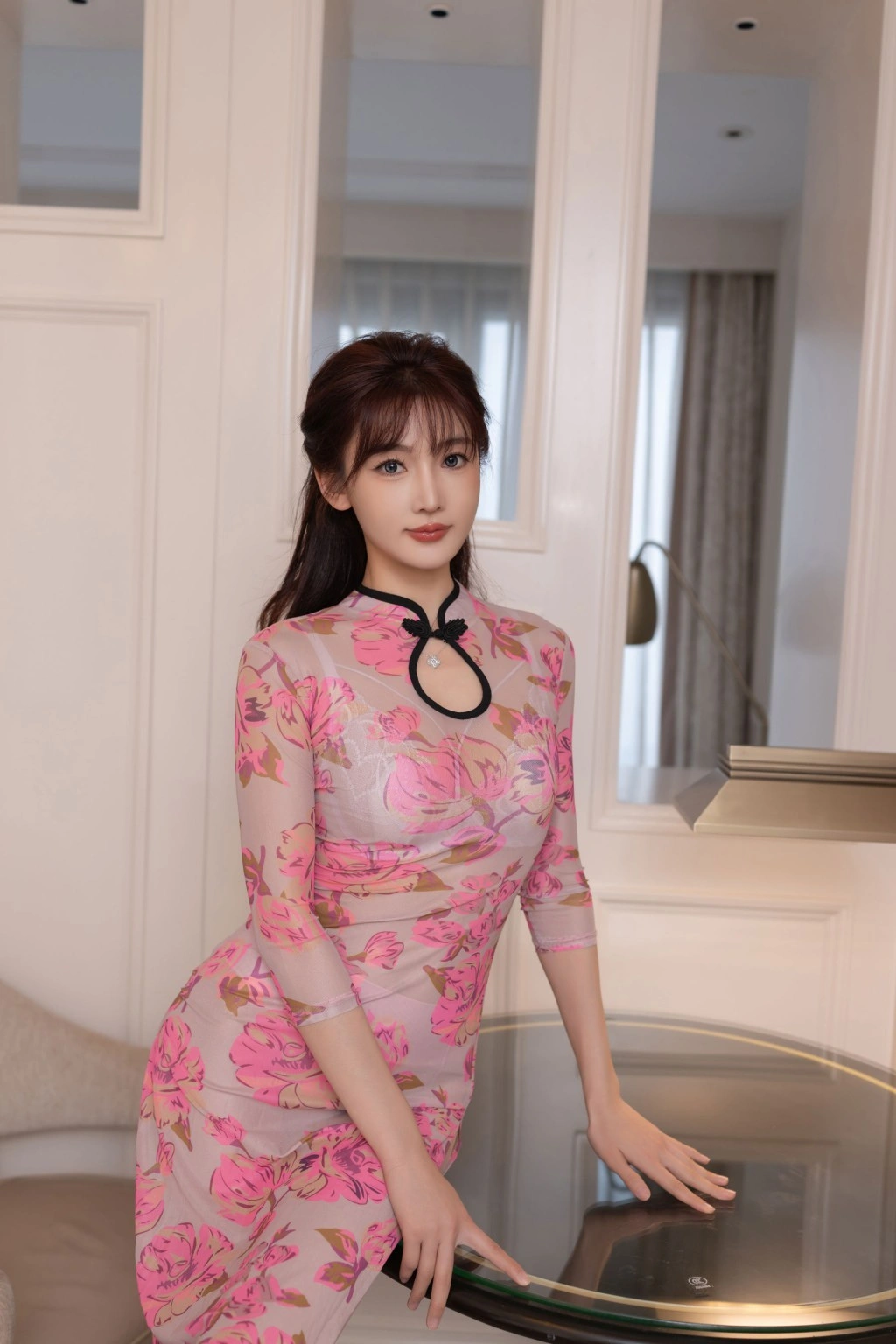 秀人网 陆萱萱 古典风情旗袍私拍写真插图1 秀人网 陆萱萱 古典风情旗袍私拍写真