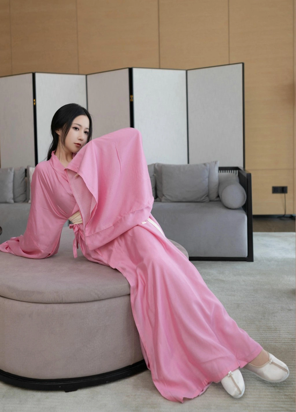 秀人网 鱼子酱Fish 月影纱下的魅惑私拍写真