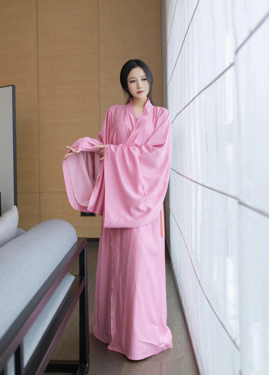 秀人网 鱼子酱Fish 月影纱下的魅惑私拍写真插图 秀人网 鱼子酱Fish 月影纱下的魅惑私拍写真