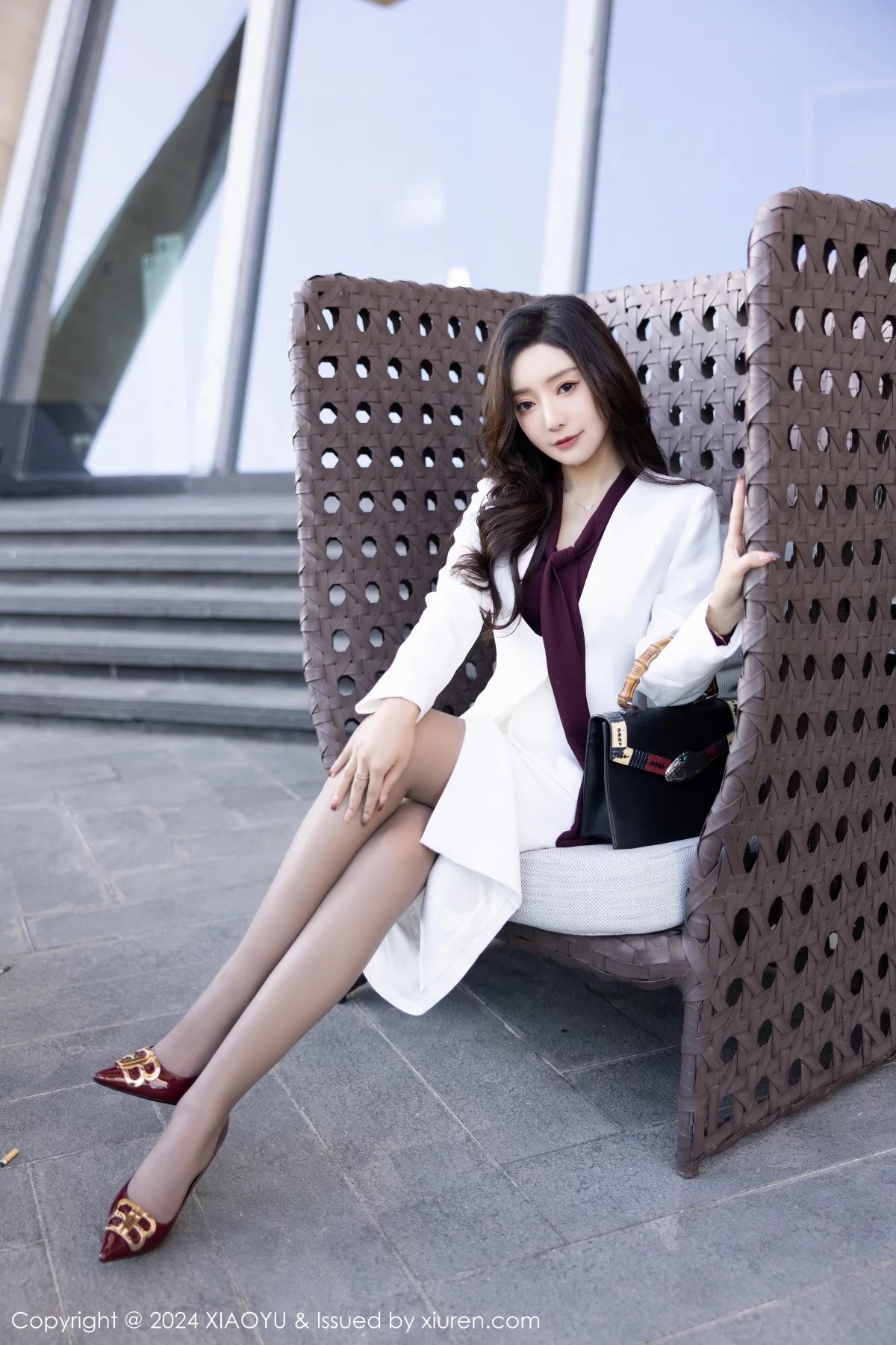 [XIAOYU语画界] VOL.1183 王馨瑶yanni 性感白色Ol时尚服饰 海南旅拍写真 [84张]插图