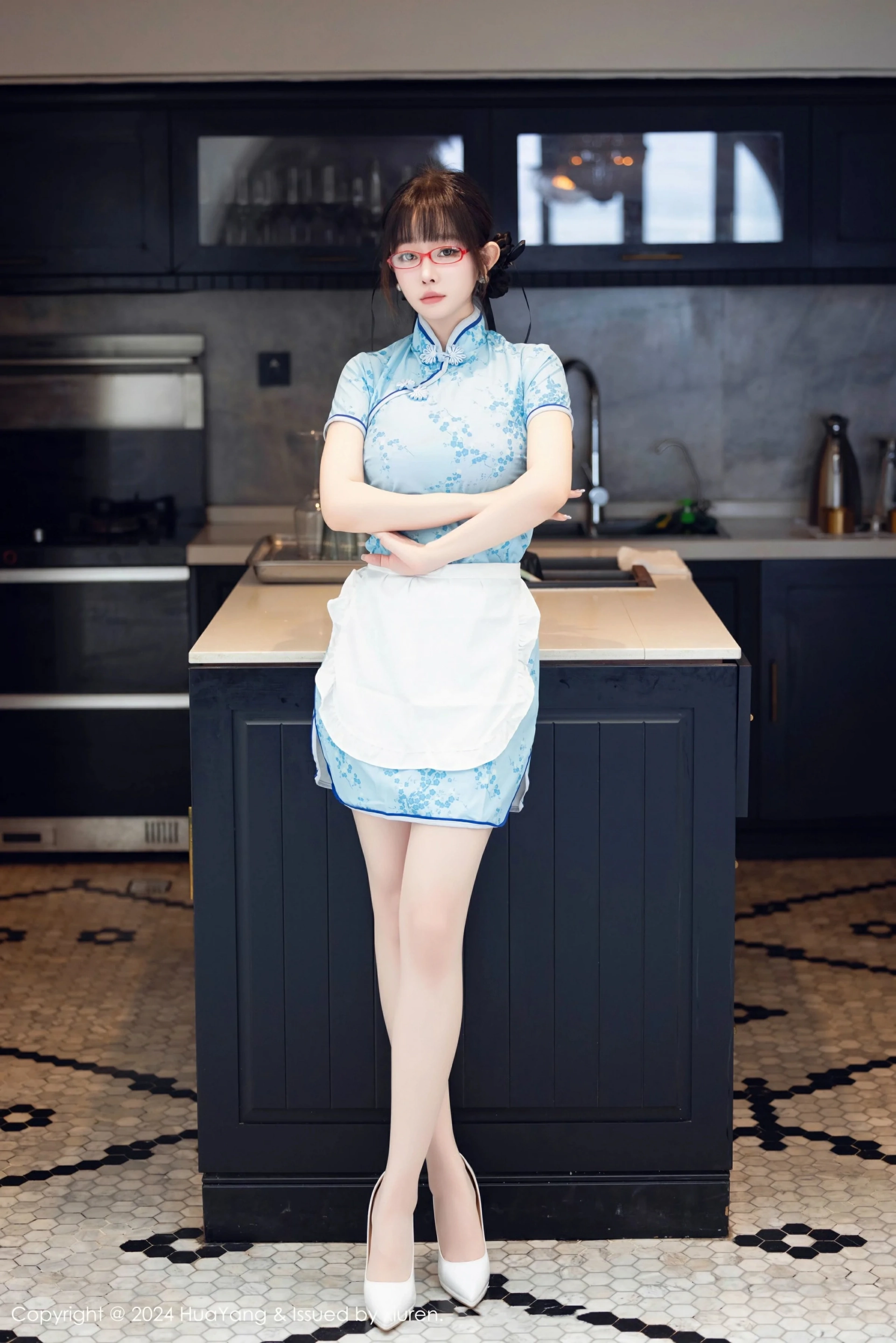 [HuaYang花漾写真] VOL.593 王雨纯 性感淡绿色露肩连衣长裙 大理旅拍写真 [93张]插图1