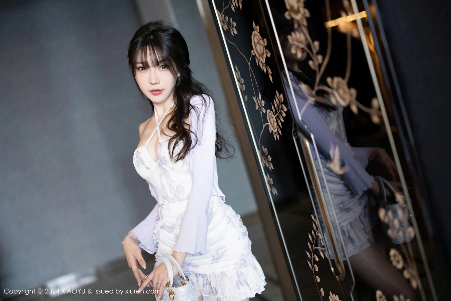 [XIAOYU语画界] VOL.1224 徐莉芝Booty 性感浅紫色连衣短裙 哈尔滨旅拍写真 [87张]插图