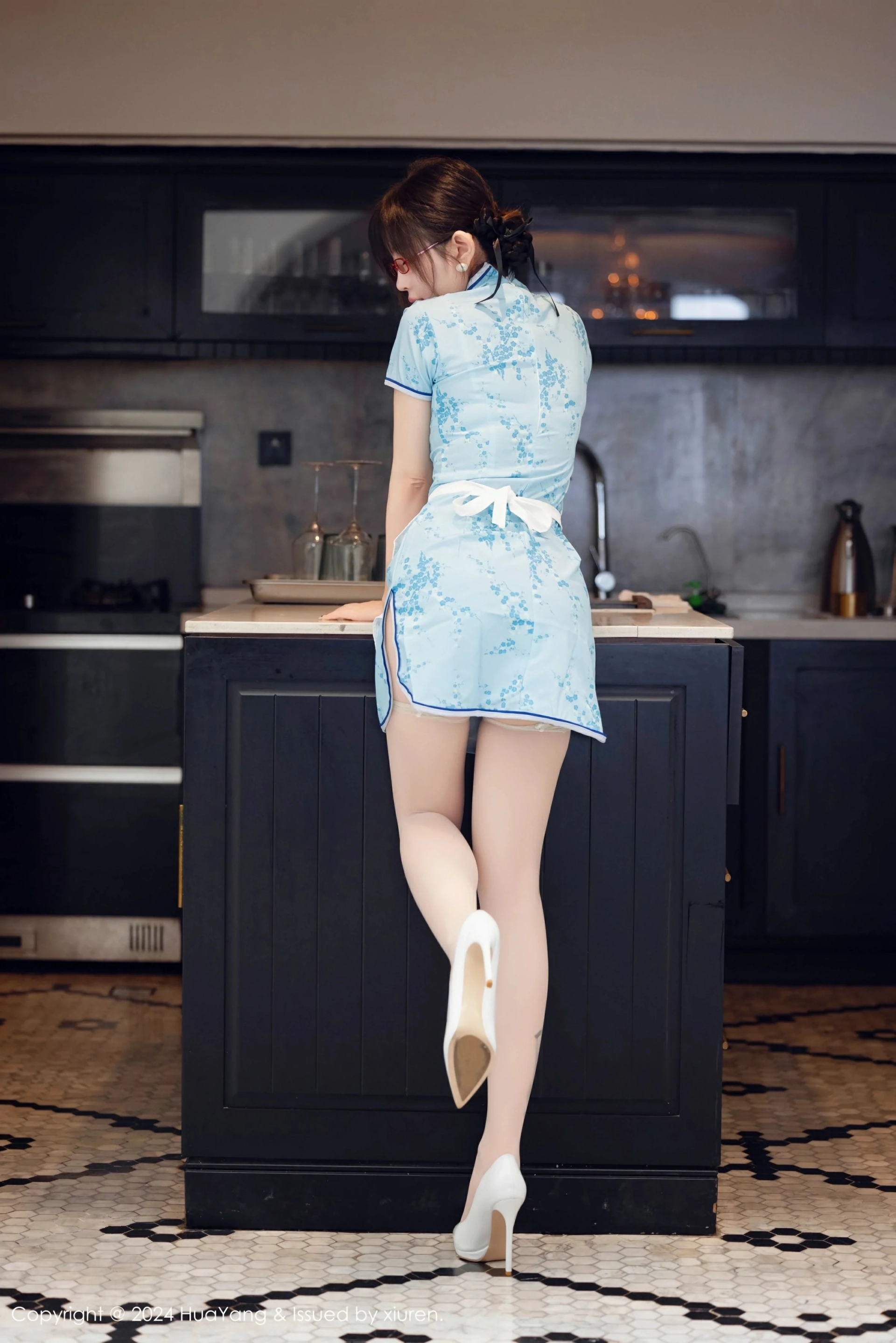 [HuaYang花漾写真] VOL.593 王雨纯 性感淡绿色露肩连衣长裙 大理旅拍写真 [93张]插图