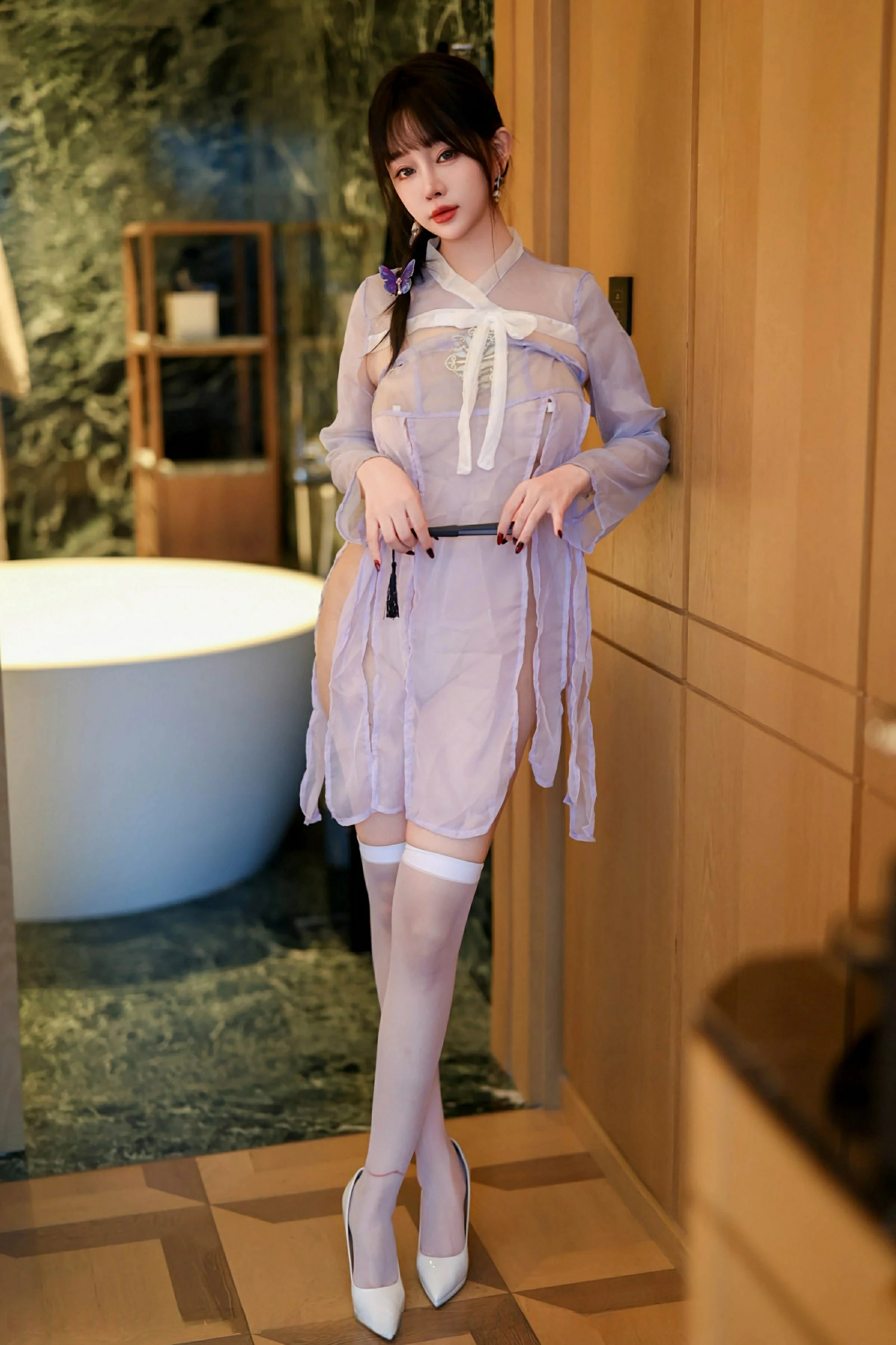 [YOUMI尤蜜荟] VOL.1114 王雨纯 性感轻透浅紫色服饰 厦门旅拍写真 [72张]插图1