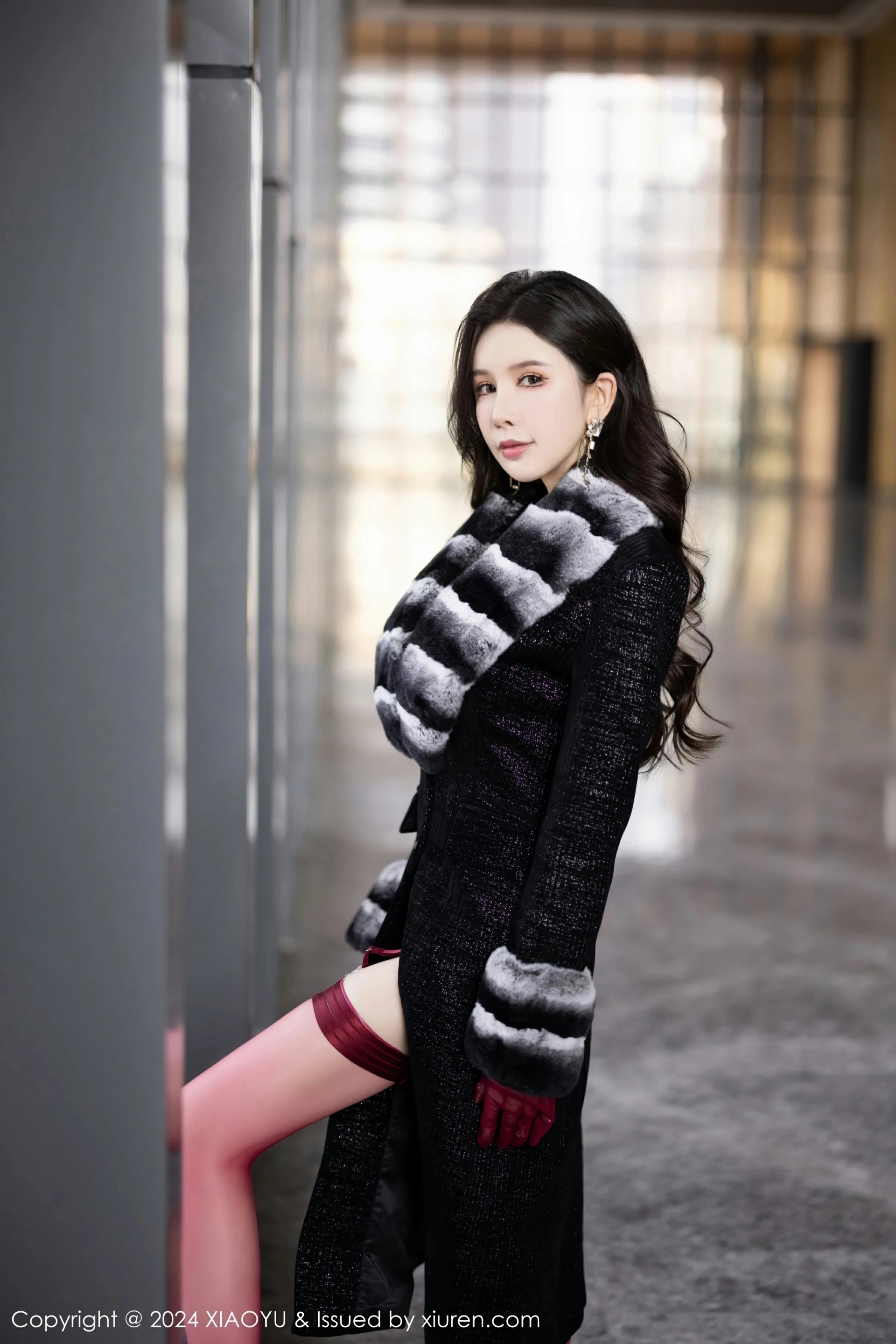 [XIAOYU语画界] VOL.1210 李丽莎 红色服饰 诱人红色丝袜 性感写真 [81张]插图1