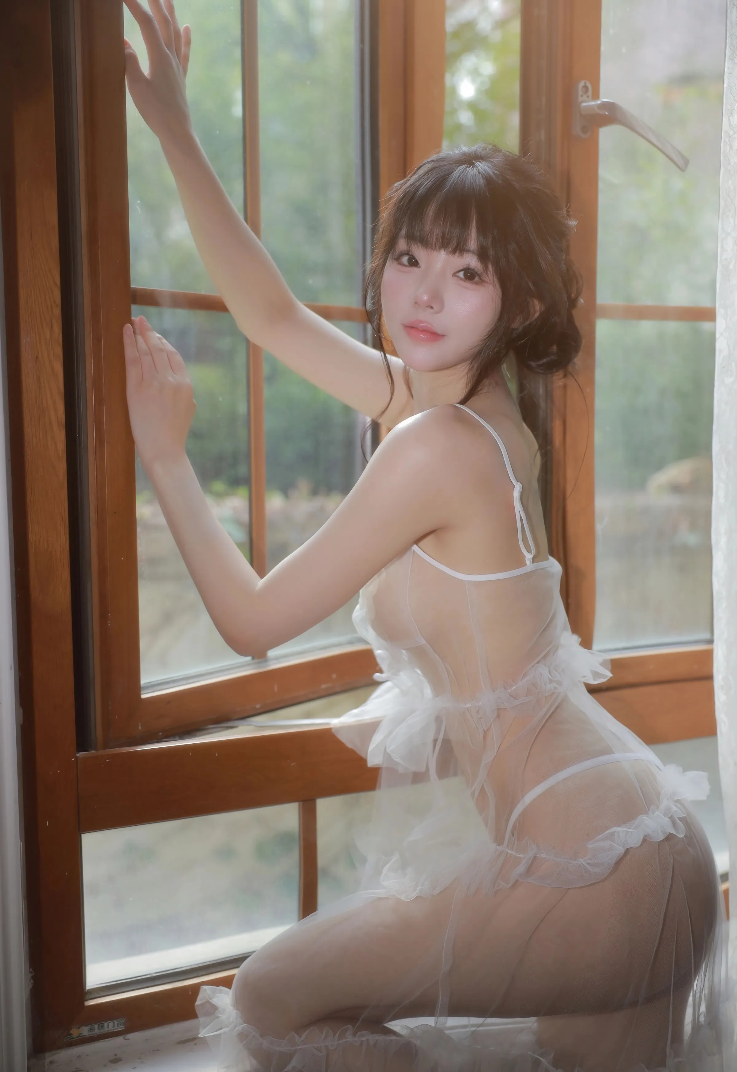 [XiuRen秀人网] No.10799 佘贝拉Bella 性感白色内衣 杭州-大连旅拍写真 [73张]插图