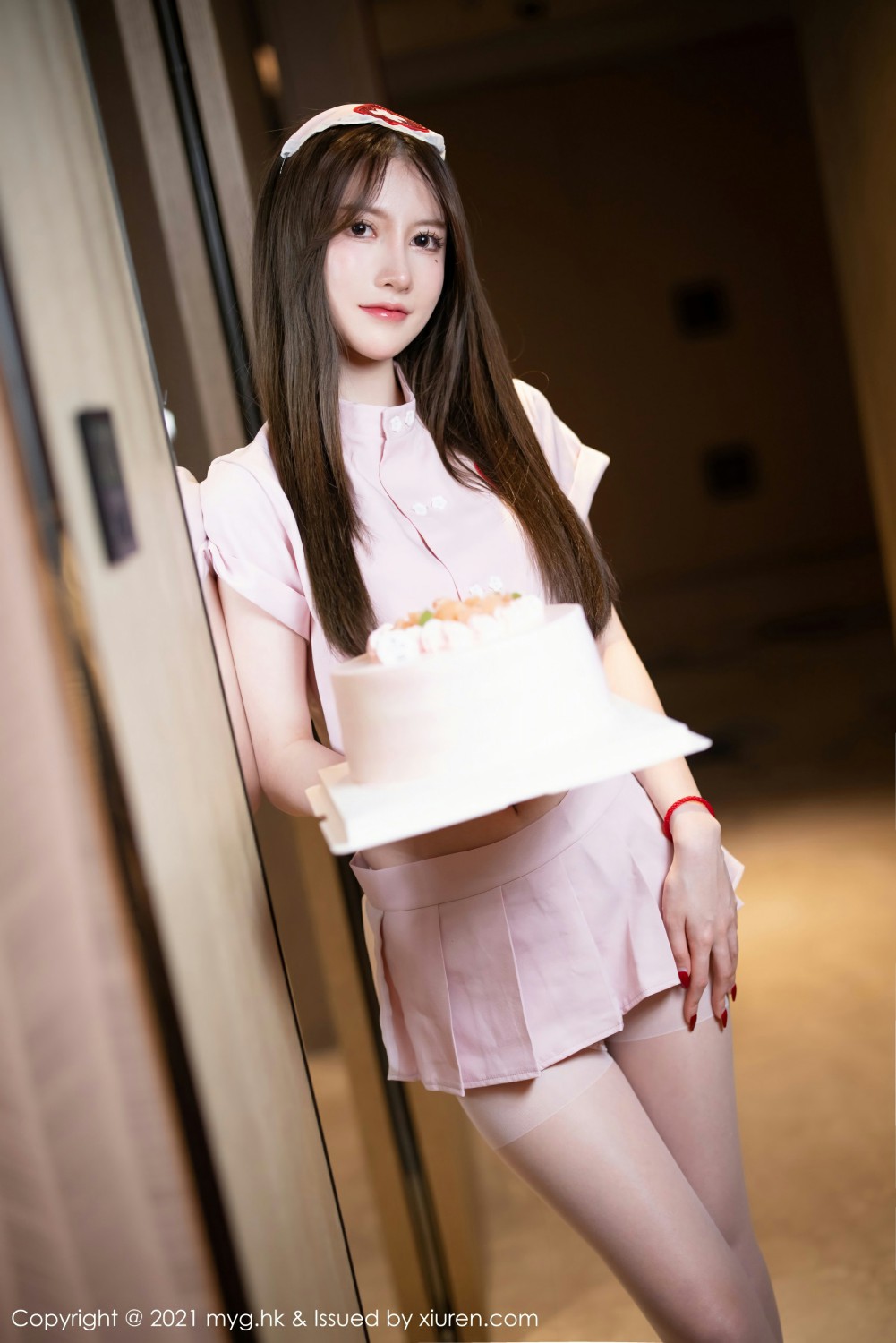 [MyGirl美媛馆] VOL.615 美桃酱 粉色护士制服系列 [85张]插图