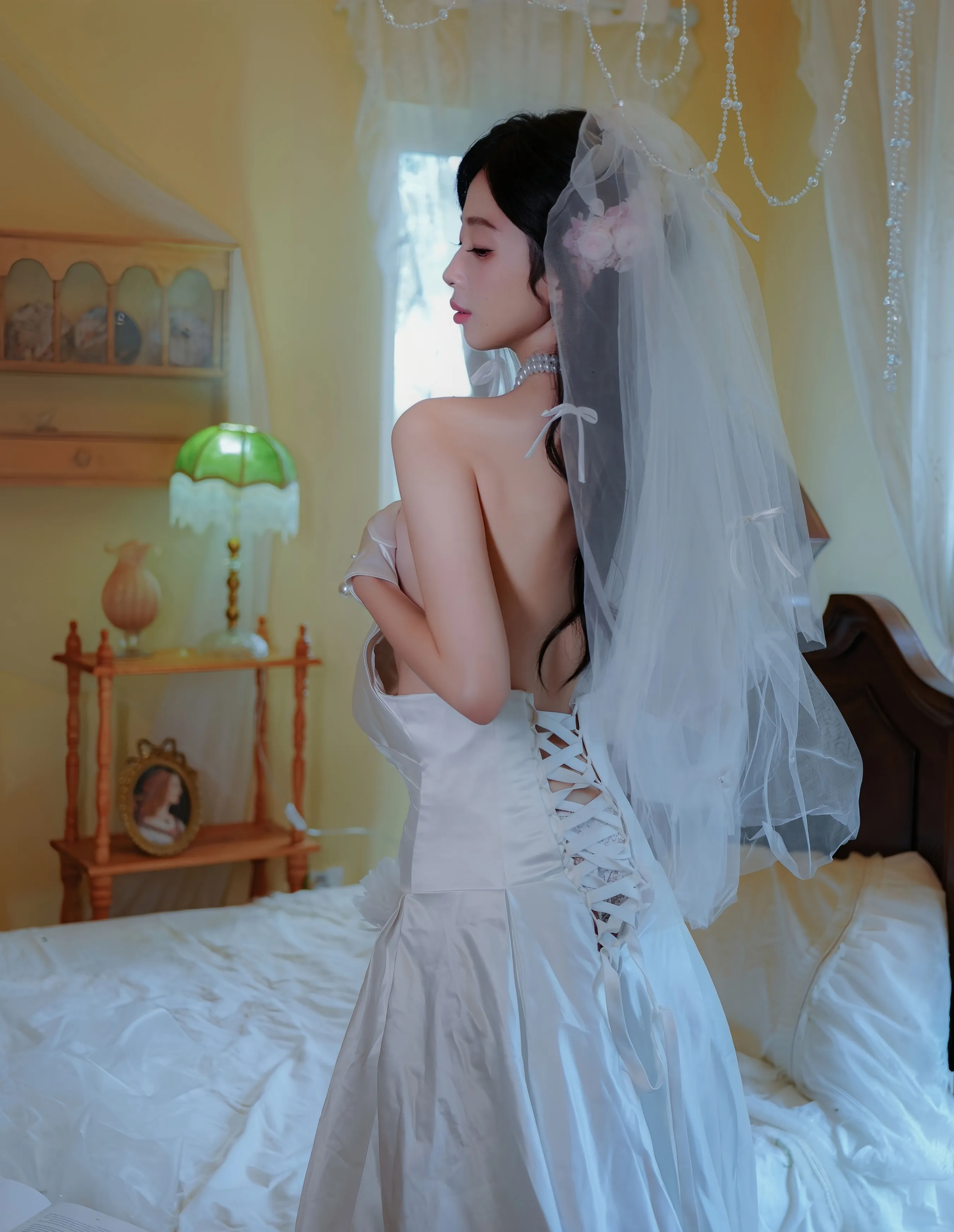 [XiuRen秀人网] No.10769 朱朱molly 新人首套写真 性感白色婚纱 [54张]插图1