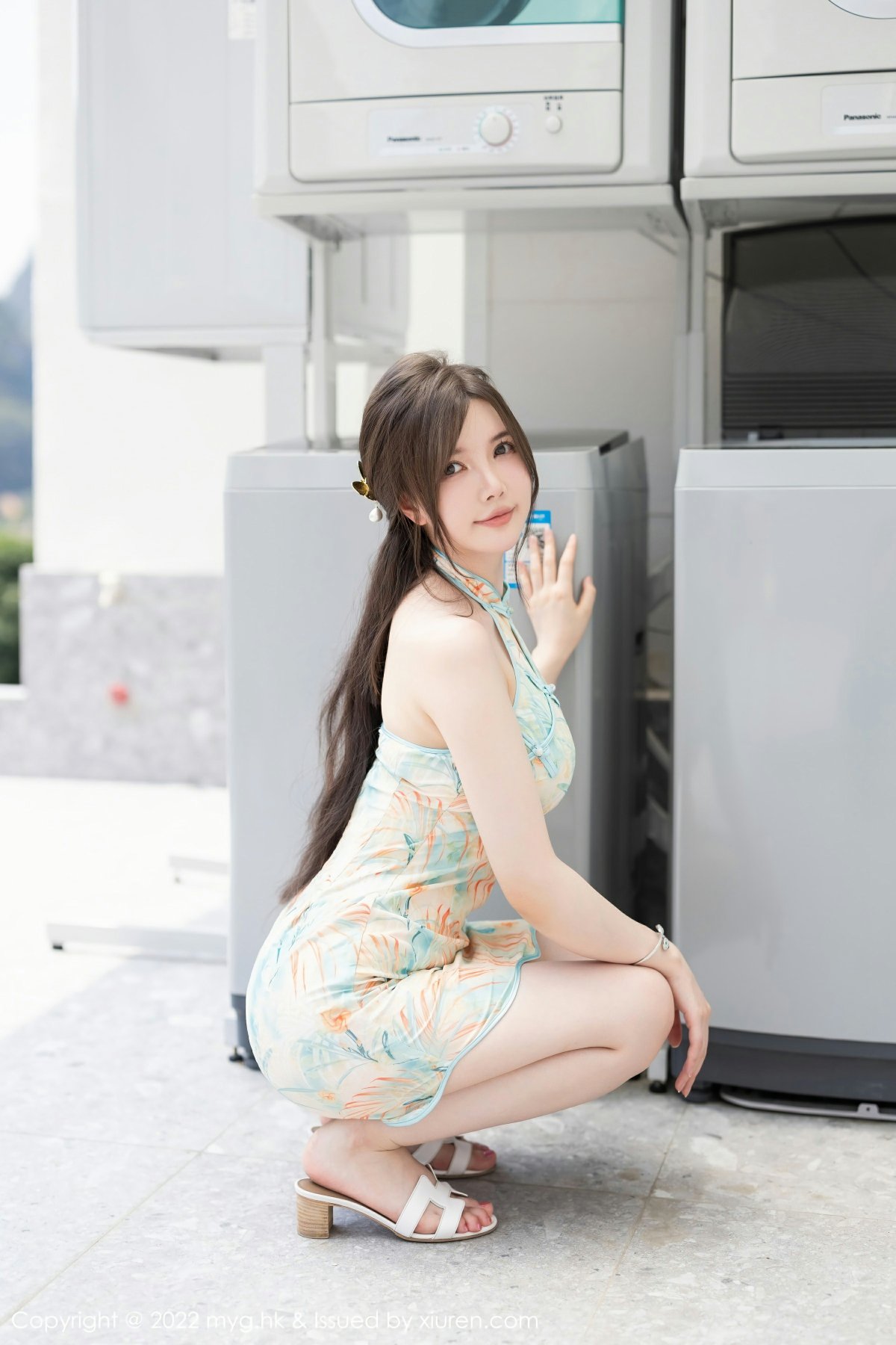 [MyGirl美媛馆] VOL.640 糯美子MINIbabe 性感浅色旗袍 童颜巨乳 桂林心愿旅拍写真[67张]插图