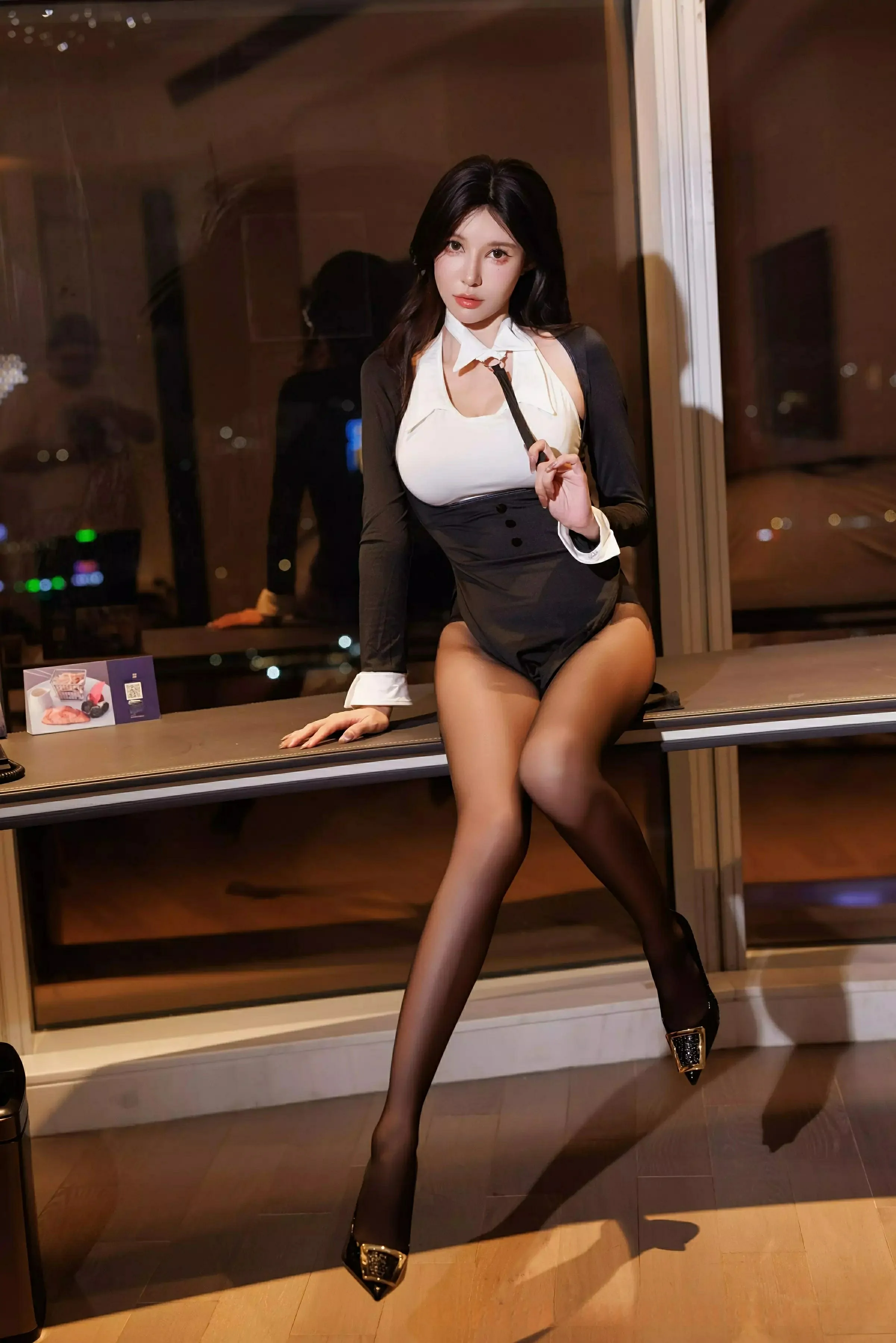 [IMISS爱蜜社] VOL.786 泥鳅鳅 黑色内衣 魅惑黑丝 性感写真 [65张]插图