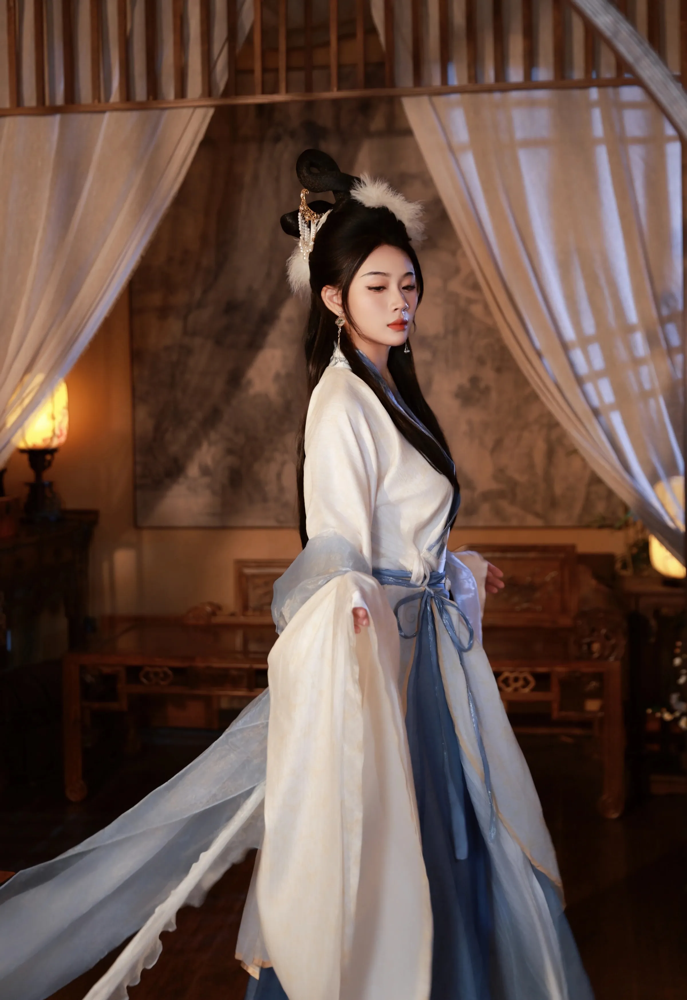 [XiuRen秀人网] No.10835 南乔 性感汉服 中秋主题 性感写真 [76张]插图1