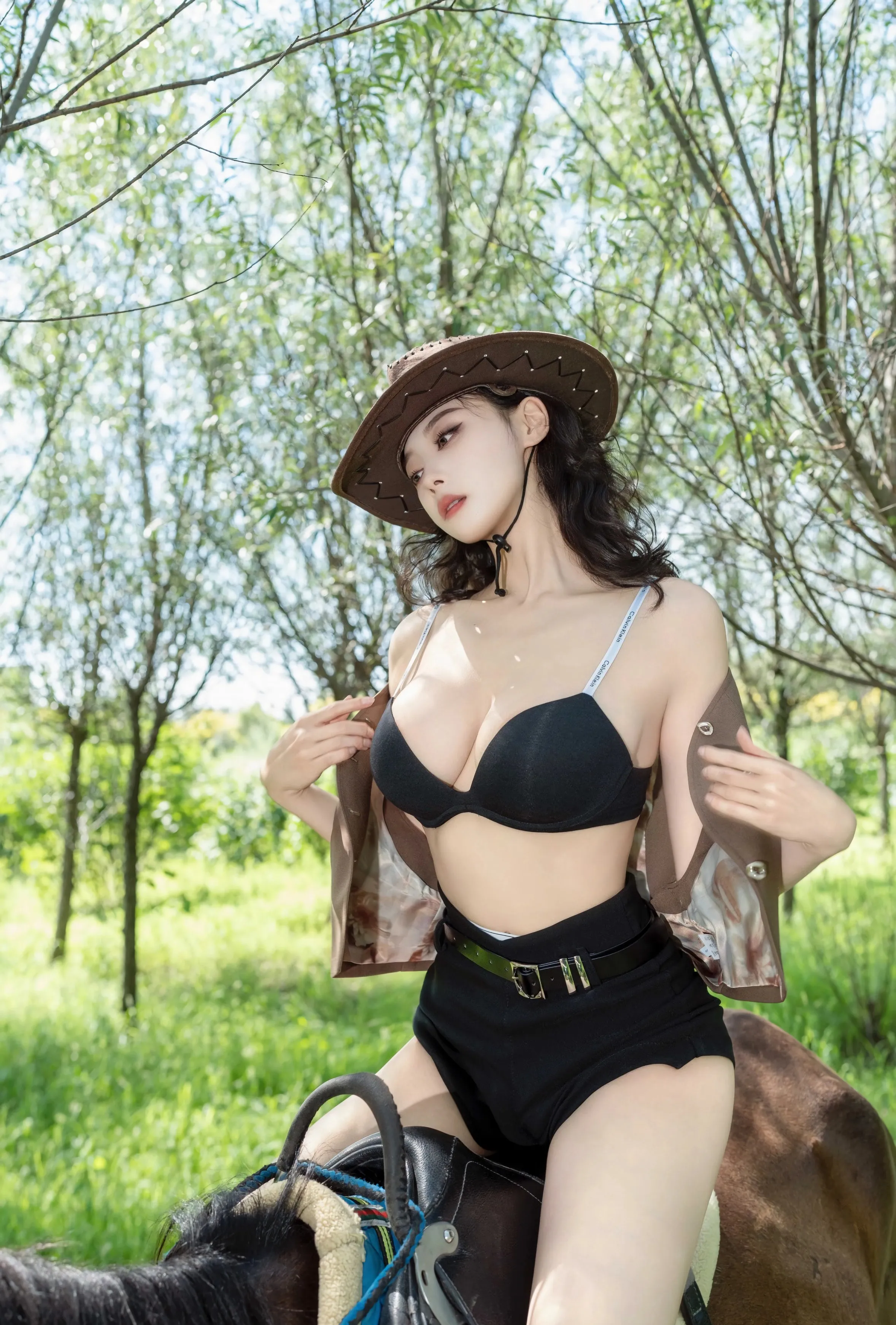 [XINGYAN星颜社] VOL.391 清妙 蓝色衬衫 黑色短裤 性感写真 [76张]插图