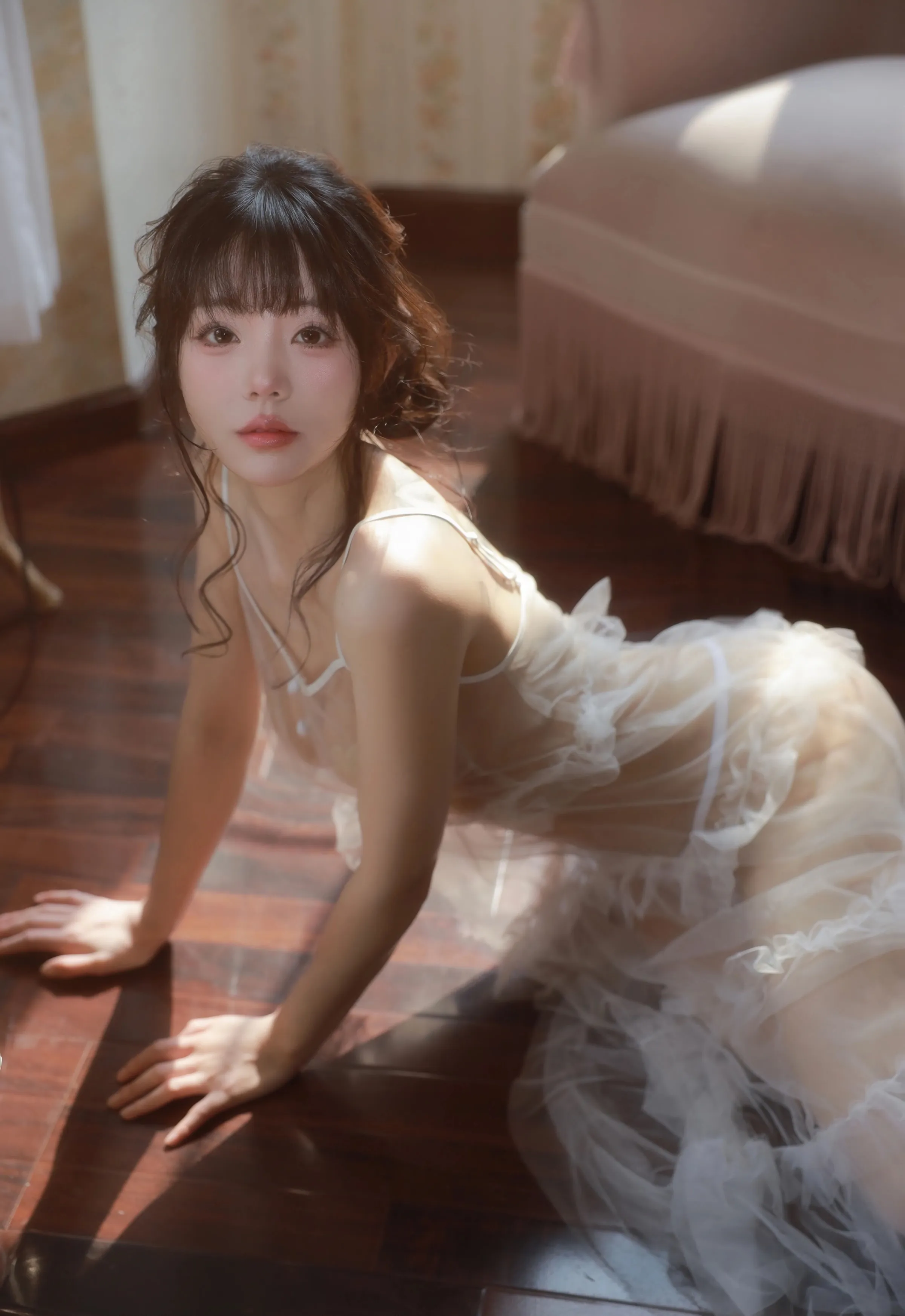 [XiuRen秀人网] No.10799 佘贝拉Bella 性感白色内衣 杭州-大连旅拍写真 [73张]插图1
