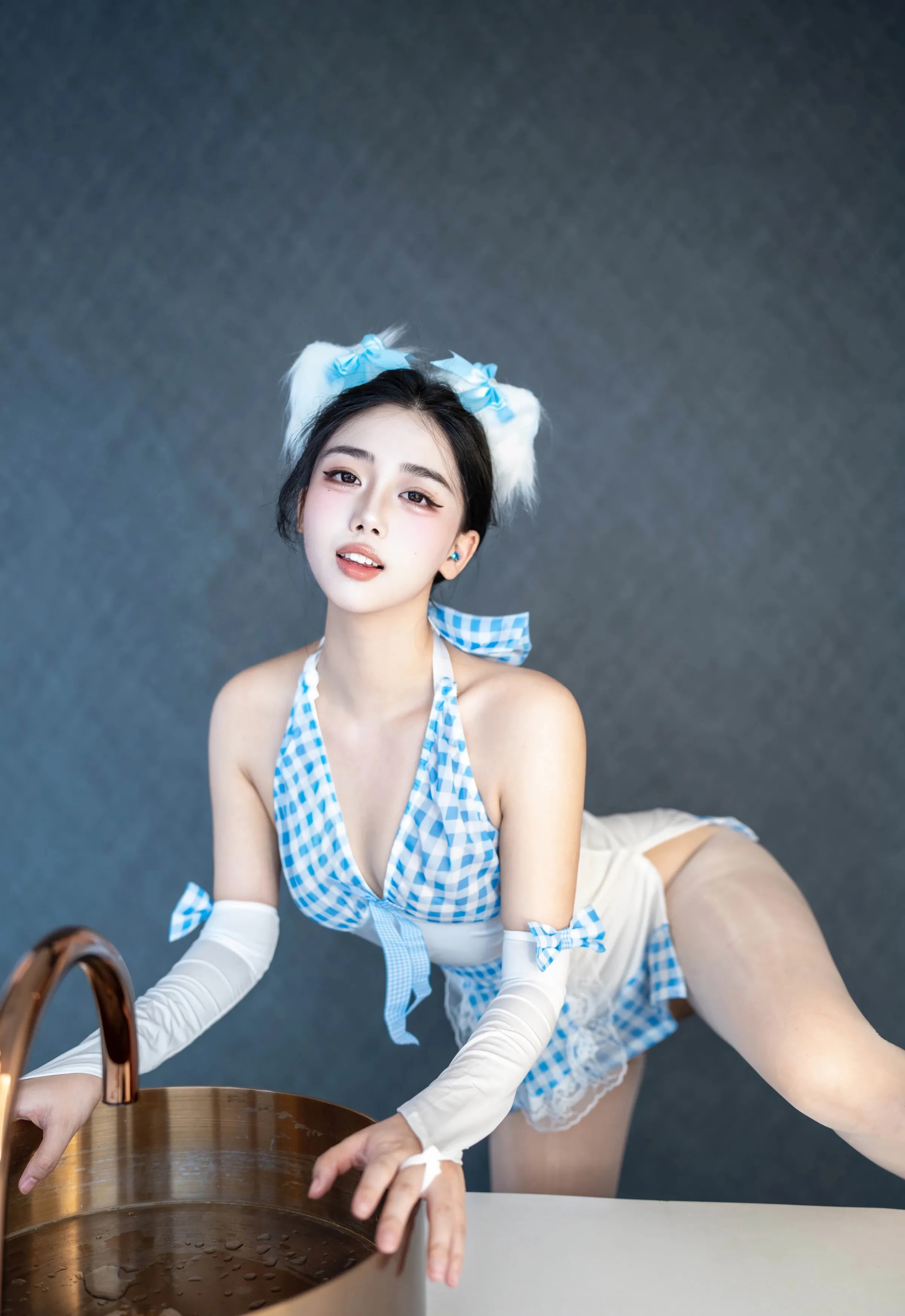 [XINGYAN星颜社] VOL.399 阮福福 蓝色格子裙 白色丝袜 性感写真 [66张]插图1