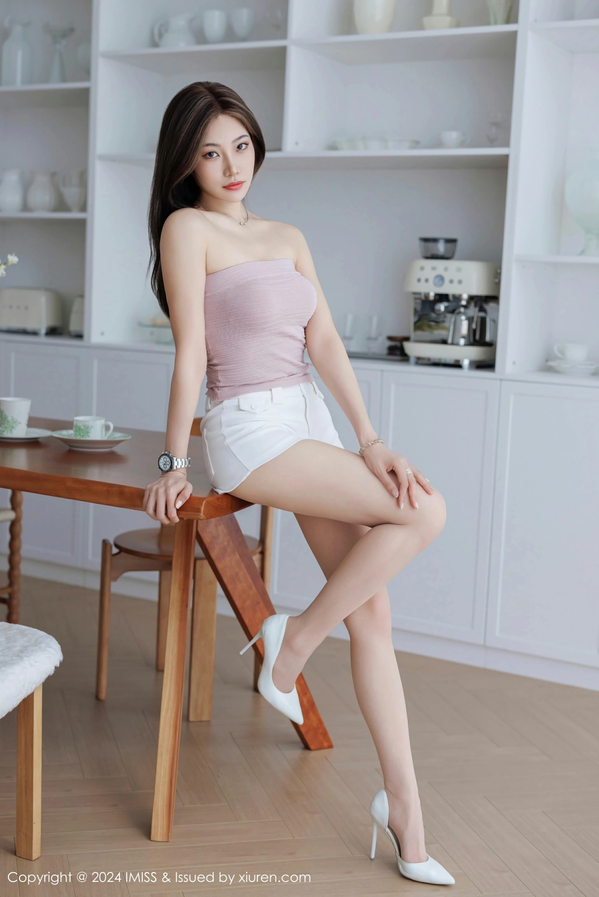 [IMISS爱蜜社] VOL.771 小狐狸Kathryn 浅紫色上衣 魅惑肉丝 性感写真 [60张]插图1