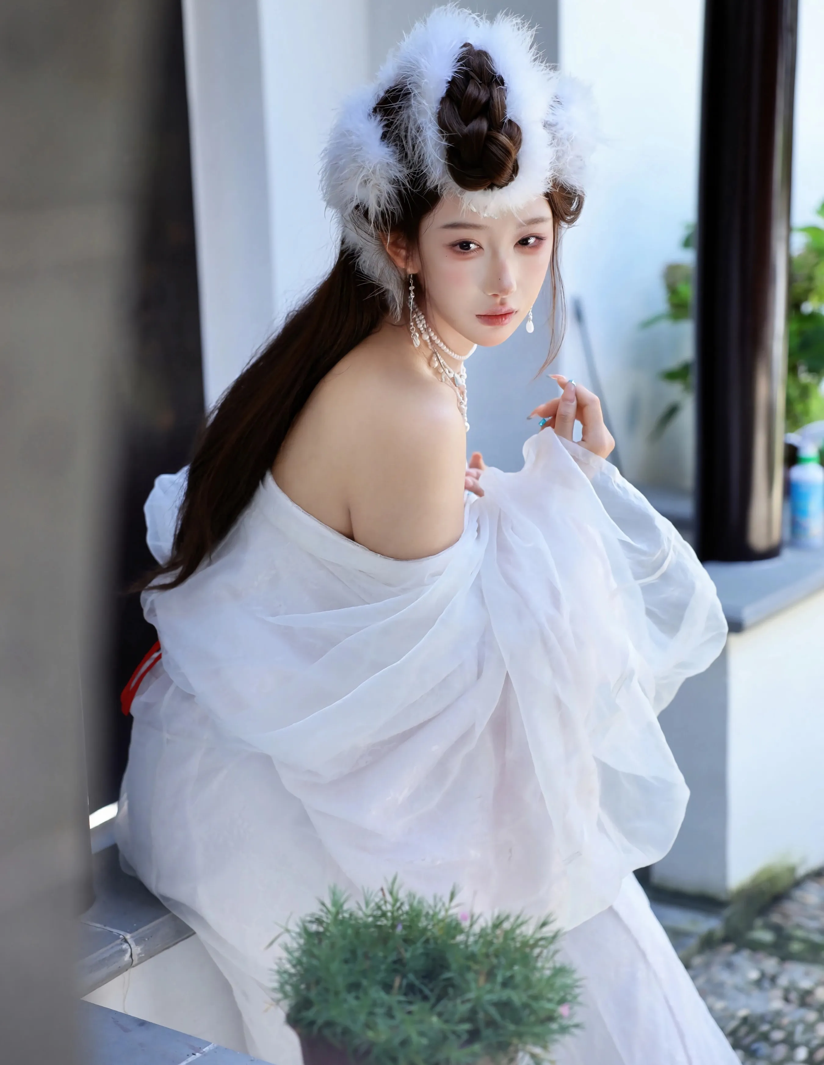 [XiuRen秀人网] No.10843 金允希Yuki 白色锦毛鼠装扮 性感写真 [78张]插图