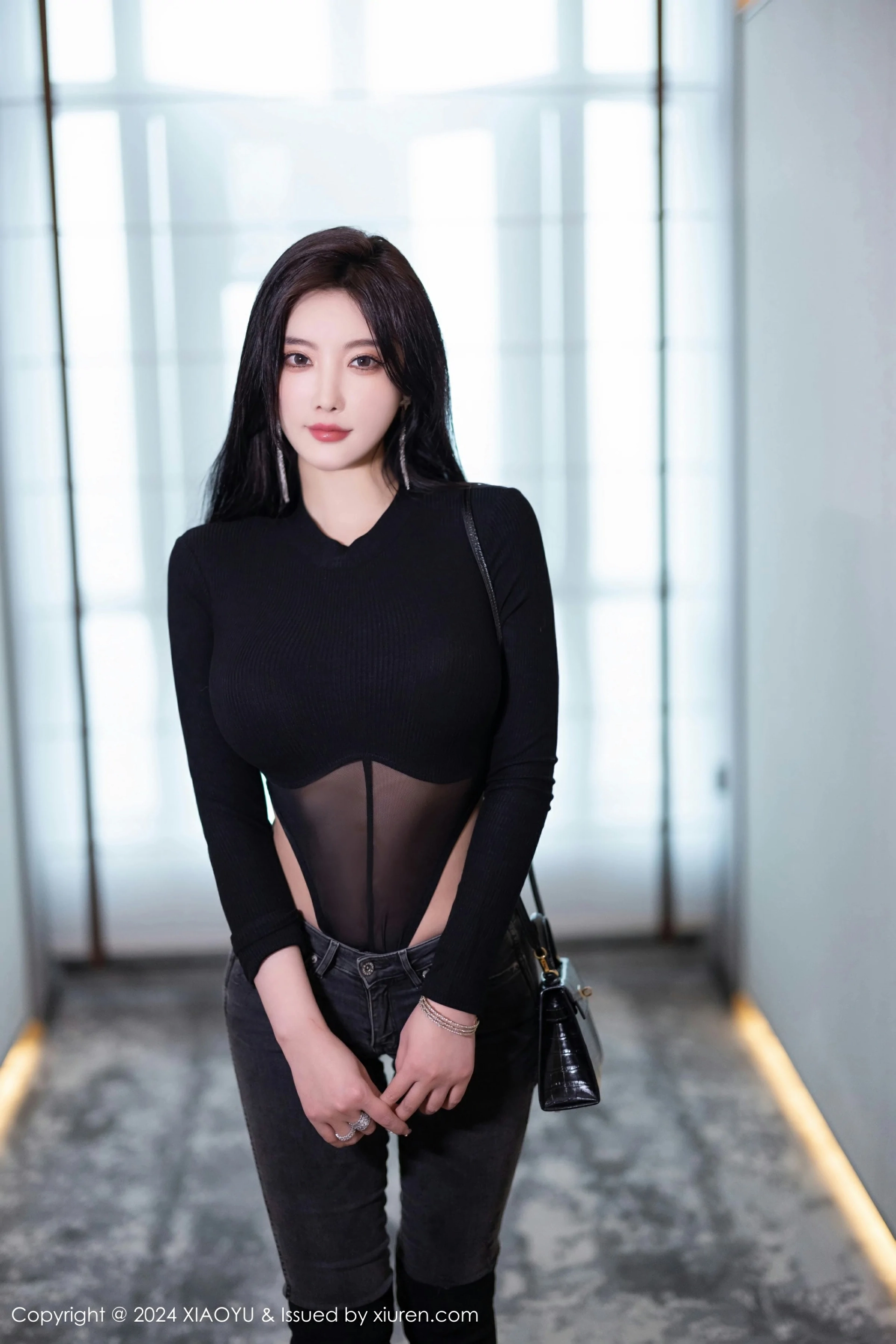 [XIAOYU语画界] VOL.1243 杨晨晨Yome 性感黑色网状服饰 黑色长靴 哈尔滨旅拍写真 [81张]插图
