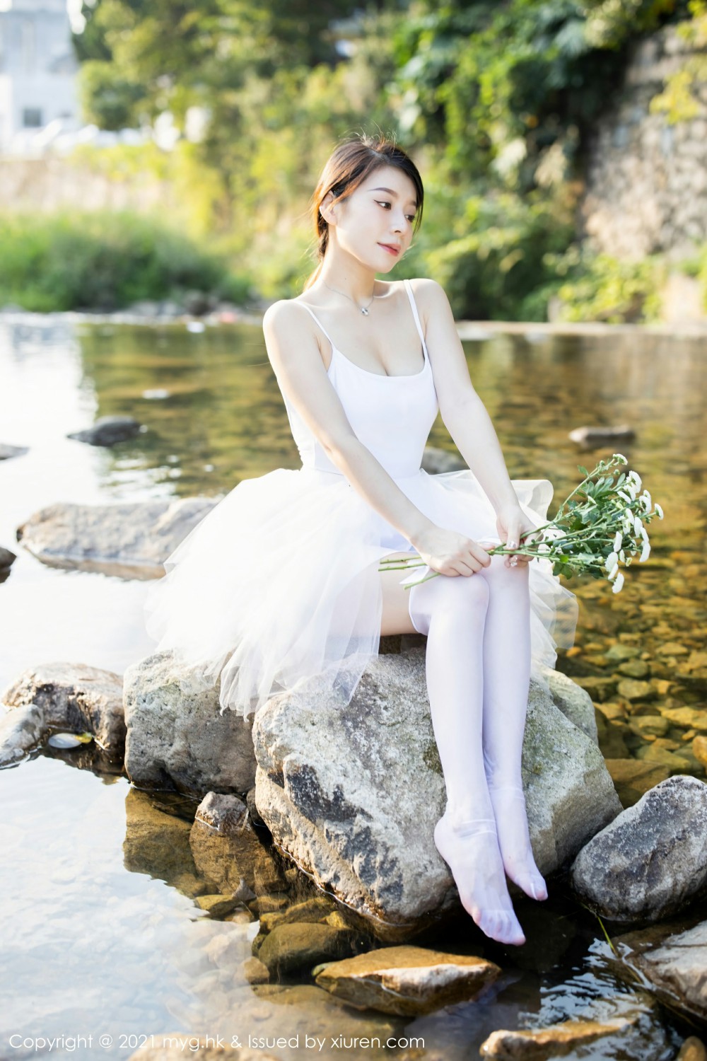 [MyGirl美媛馆] VOL.601 vetiver嘉宝贝儿 芭蕾服饰 性感写真 [85张]插图1