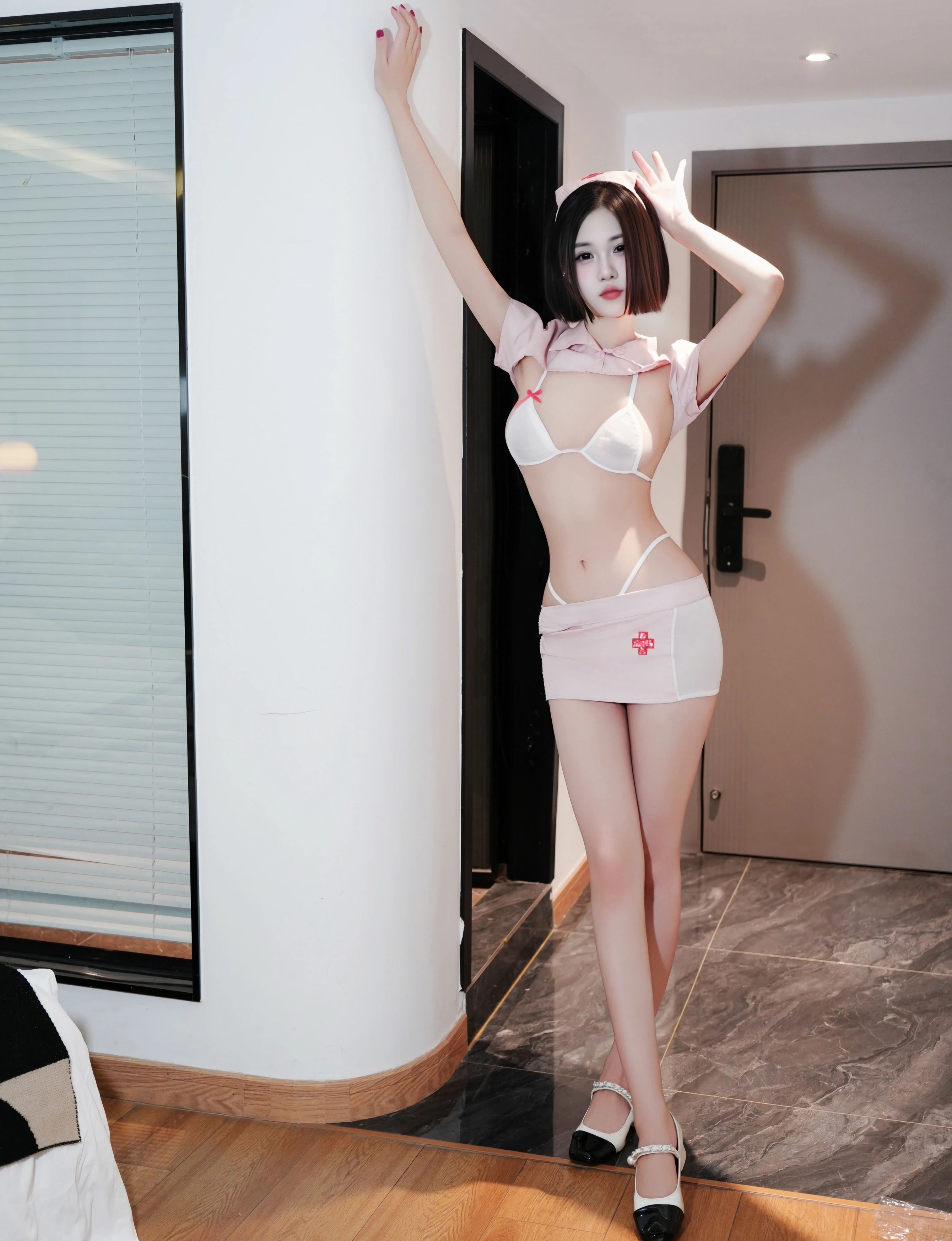 [XiuRen秀人网] No.11111 奶芙酱-EVA 粉色护士制服诱惑 性感写真 [60张]插图1