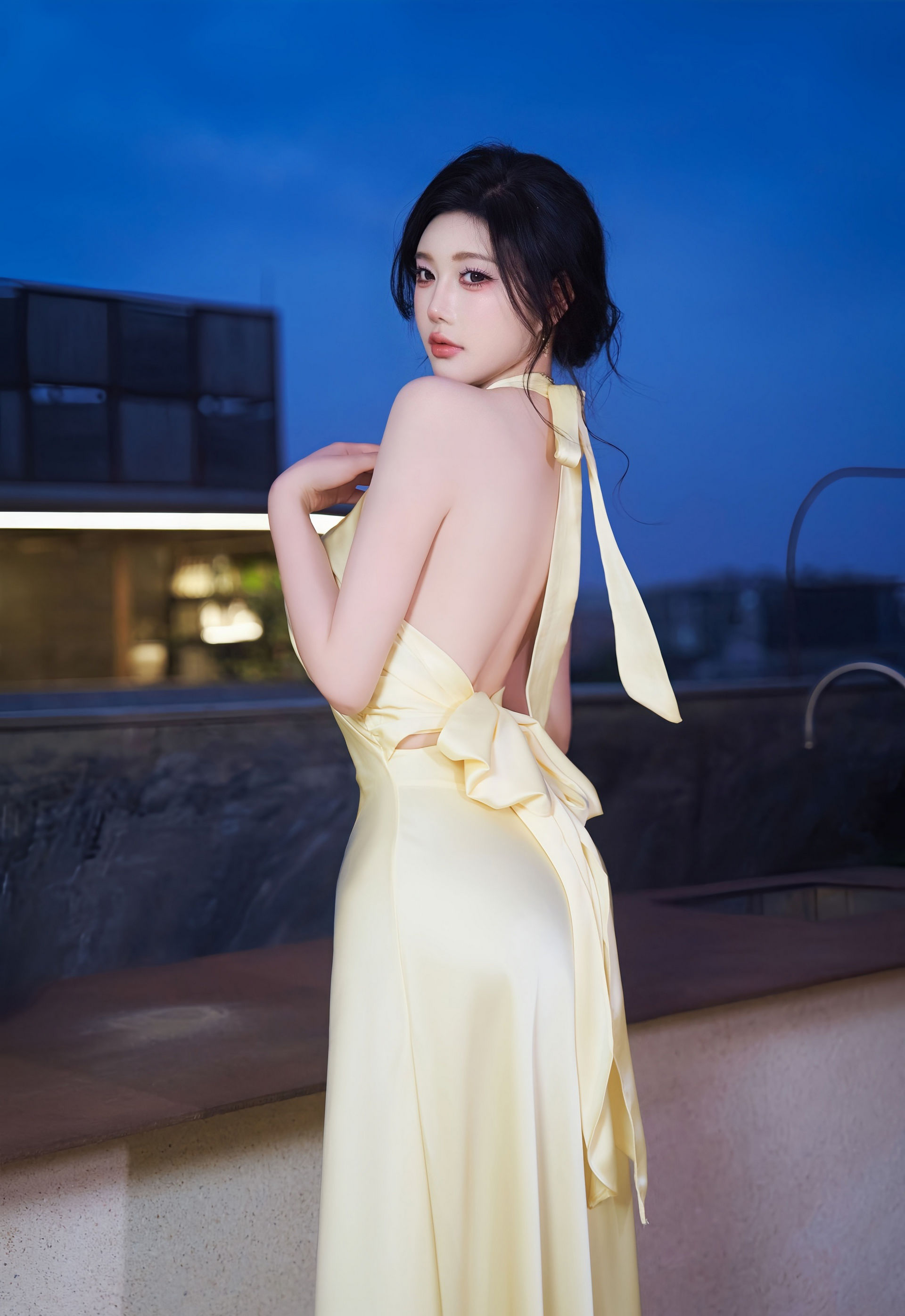 [XiuRen秀人网] No.11206 杨晨晨 黄色连衣短裙 白色丝袜 性感写真 [75张]插图1