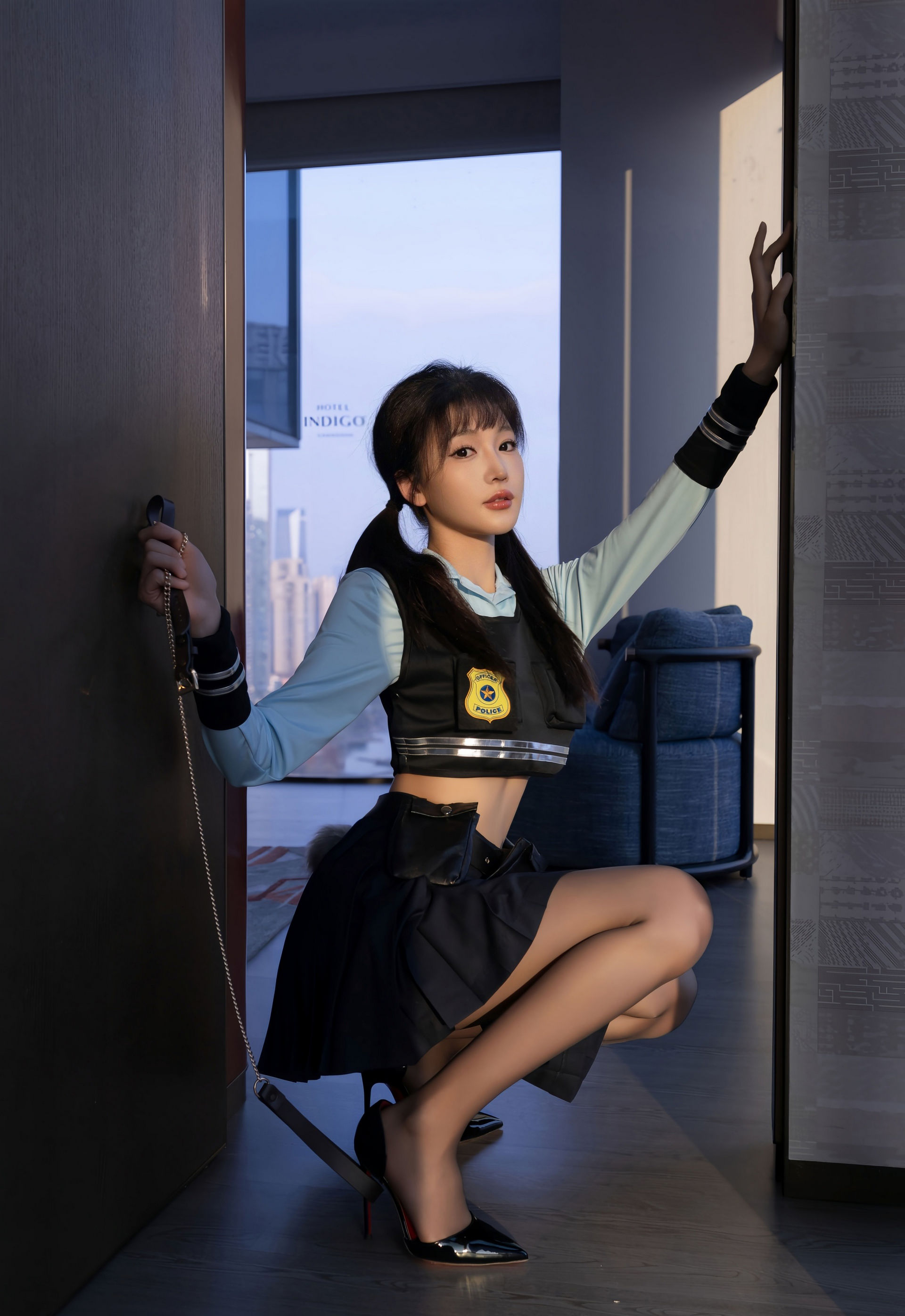 [XiuRen秀人网] No.11209 陆萱萱 蓝色制服诱惑 性感写真 [77张]插图